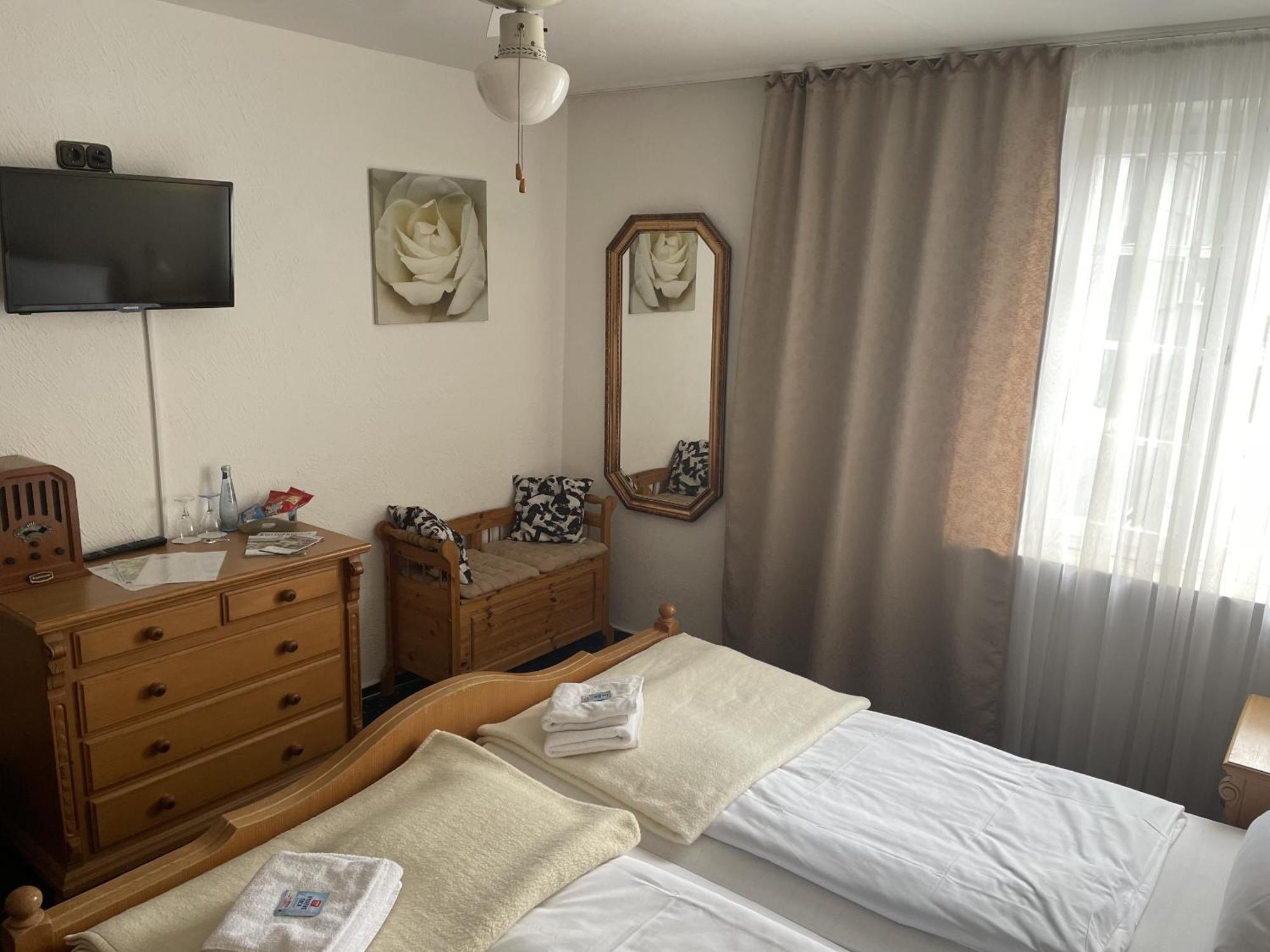 אסן Hotel Jaegerhof Kettwig חדר תמונה