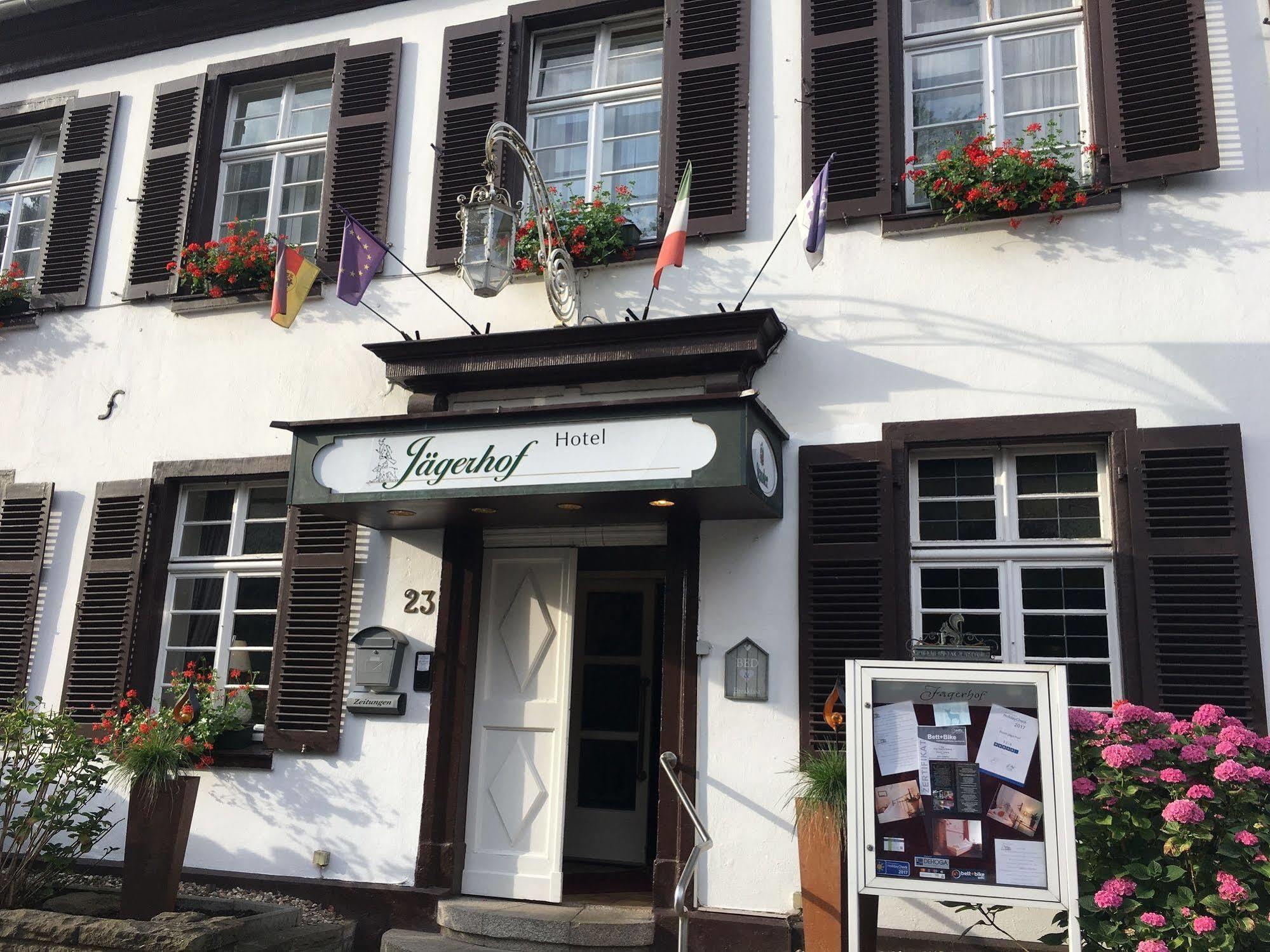 אסן Hotel Jaegerhof Kettwig מראה חיצוני תמונה