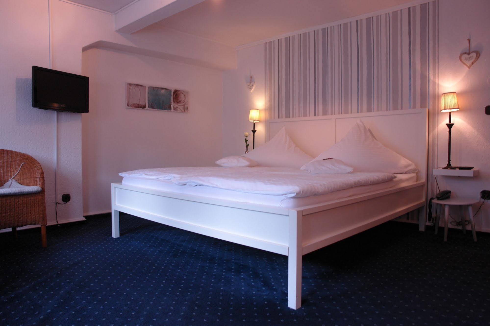 אסן Hotel Jaegerhof Kettwig מראה חיצוני תמונה