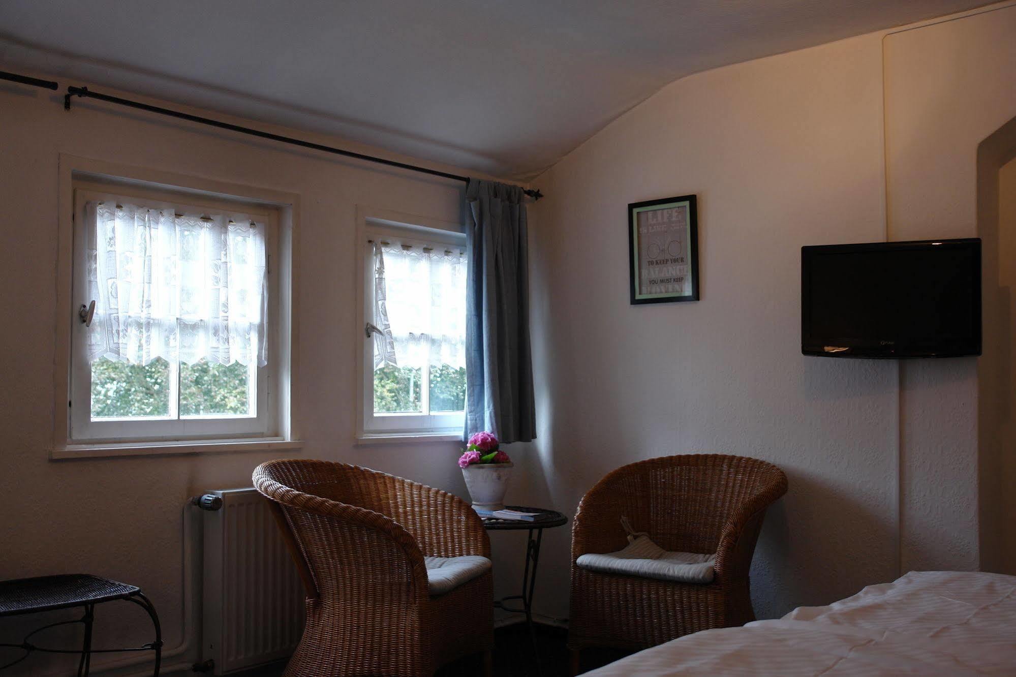 אסן Hotel Jaegerhof Kettwig מראה חיצוני תמונה